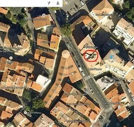 Les Palatines Penthouse Apartment *